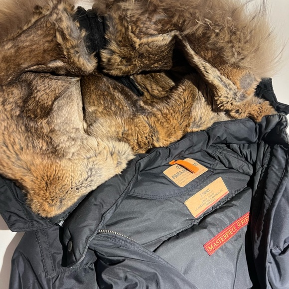 Parajumper - Picture 2 of 3